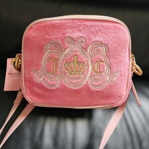 Juicy Couture "Juicy Lovers Club" Camera Bag In PINK